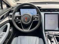 Hongqi H5 PHEV 170 Ultra Hybrid Edition - фото 11