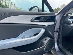 Hongqi H5 PHEV 170 Ultra Hybrid Edition - фото 8