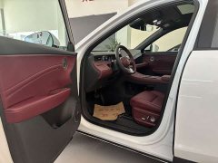 Hongqi HS6 PHEV 240 Smart Hybrid Edition - фото 4