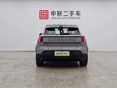 Volvo EX30 2025 rear-wheel drive long-range version Ultra - фото 2
