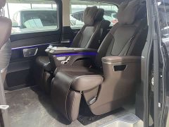 Mercedes-Benz V-Class V 300 L Long Wheelbase Luxury Edition - фото 10
