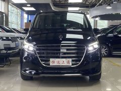Mercedes-Benz V-Class V 300 L Long Wheelbase Luxury Edition - фото 2