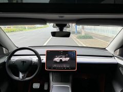 Tesla Model Y Long Range Edition - фото 4