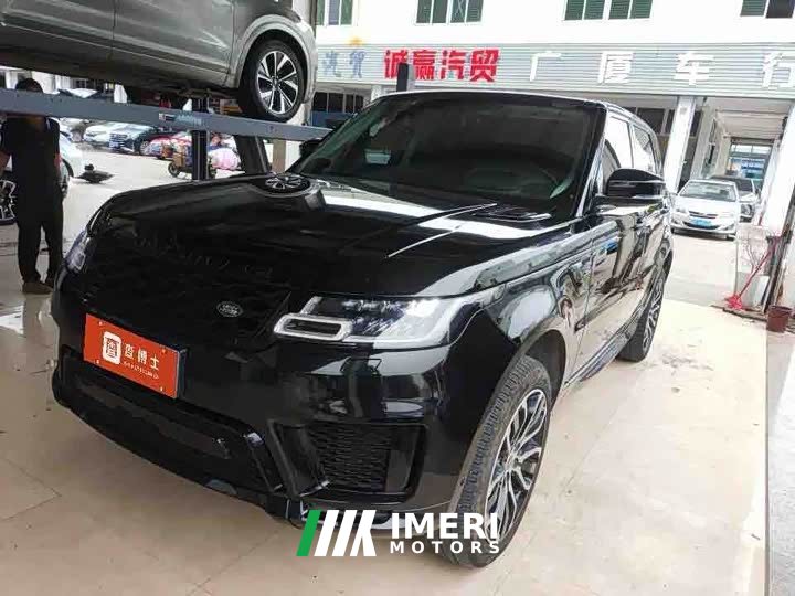 Land Rover Range Rover Sport 3.0 L6 Black Edition
