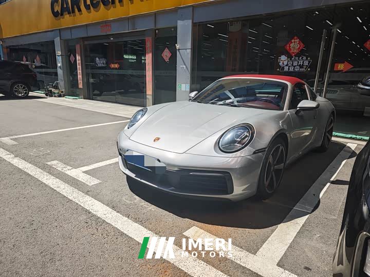 Porsche 911 Targa 4 3.0T - автомобиль из Китая