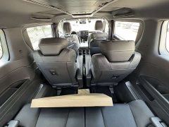 Alphard Hybrid 2.5L Exclusive Gold Edition - фото 14