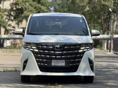Alphard Hybrid 2.5L Exclusive Gold Edition - фото 2