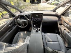 Alphard Hybrid 2.5L Exclusive Gold Edition - фото 7
