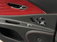 4.0T V8 S - фото 13