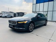 Volvo S90 B5 Momentum Luxury Edition - фото 1