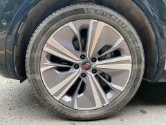 Hongqi E-HS9 460km flagship version six seats - фото 7