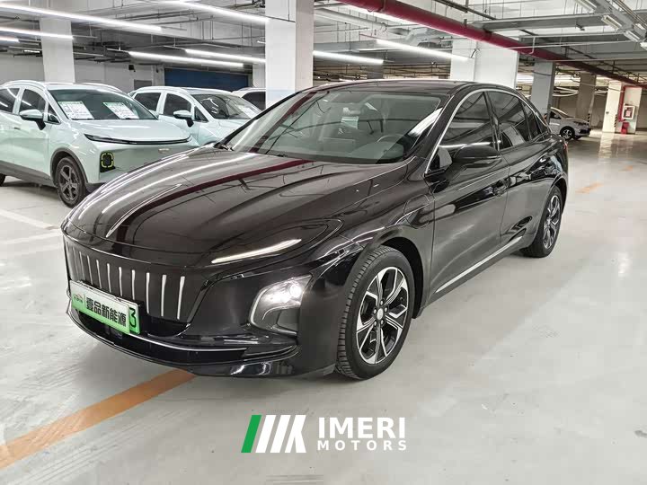 Hongqi E-QM5 Charging Qixiang Edition - автомобиль из Китая