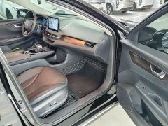 Hongqi E-QM5 Charging Qixiang Edition - фото 5