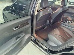 Hongqi E-QM5 Charging Qixiang Edition - фото 8