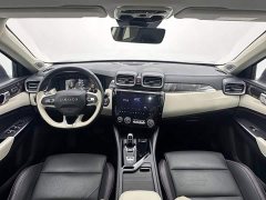Lynk & Co 02 1.5TD DCTPro - фото 18