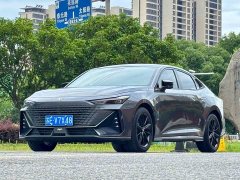 Changan UNI-V 1.5T premium - фото 3