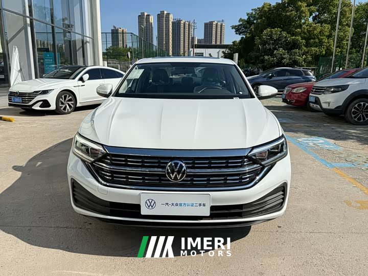 Volkswagen 200TSI DSG Edition