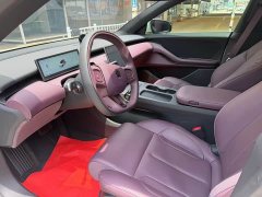 NIO ET5T 75kWh Touring - фото 6