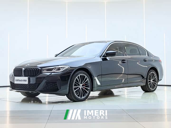 BMW 5 Series 2022 Facelift II 530Li Luxury M Sport Package - автомобиль из Китая