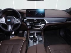 BMW 5 Series 2022 Facelift II 530Li Luxury M Sport Package - фото 16
