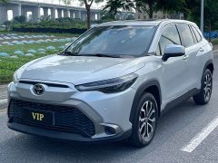 Toyota 2.0L Luxury Edition - фото 1