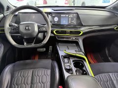 Changan UNI-T 1.5T sports version flagship - фото 12