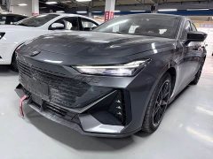 Changan UNI-V 2022 1.5T Smart Pilot Edition - фото 1