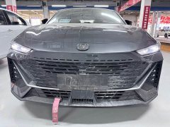Changan UNI-V 2022 1.5T Smart Pilot Edition - фото 2