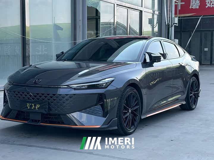 Changan UNI-V 1.5T noble sports - автомобиль из Китая
