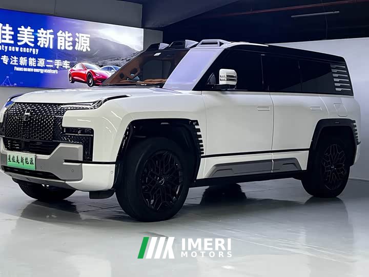 Yangwang U8 Luxury Edition - автомобиль из Китая
