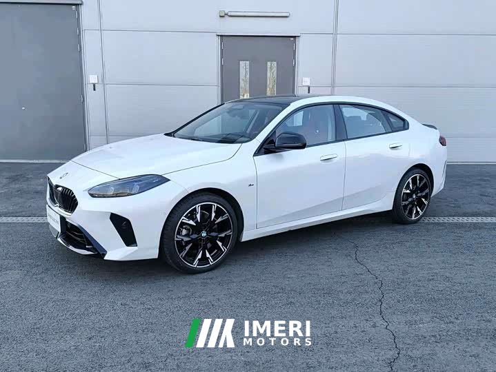 BMW 2 Series 225L M Sports Night Package - автомобиль из Китая