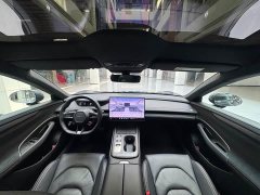Xiaomi SU7 rear-wheel drive long-range smart driving version - фото 14