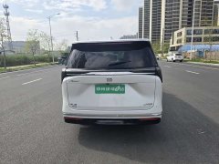 Buick GL8 Smart Edition 7 - фото 8