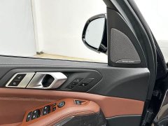 BMW X5 xDrive40i Deluxe Version M - фото 5