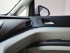 Buick GL8 Land Business Class 652T Premium - фото 17