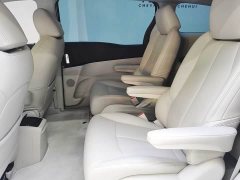 Buick GL8 Land Business Class 652T Premium - фото 8