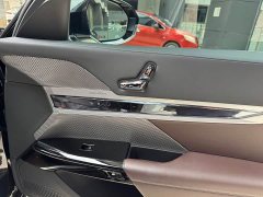 BMW 7 Series 740Li Exclusive Luxury Package - фото 9