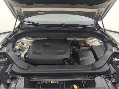 Volvo XC60 T5 four-wheel drive Zhiyi Luxury Edition - фото 10