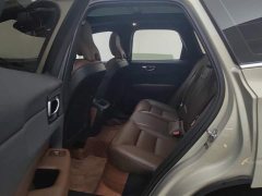 Volvo XC60 T5 four-wheel drive Zhiyi Luxury Edition - фото 11
