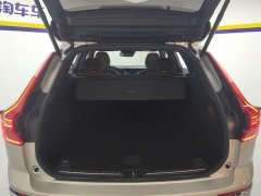 Volvo XC60 T5 four-wheel drive Zhiyi Luxury Edition - фото 4