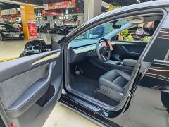 Tesla Model Y 2022 Refresh RWD - фото 12