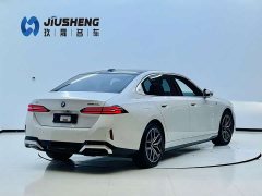 BMW i5 eDrive 35L Exclusive M Sports Package - фото 4