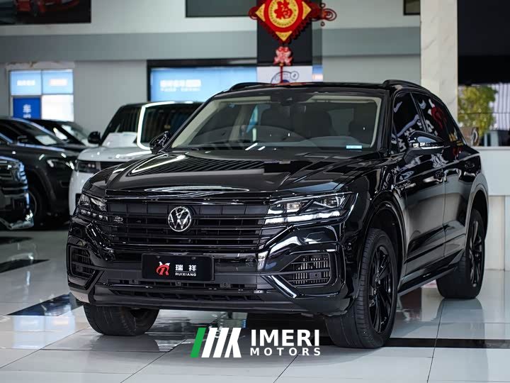 Volkswagen Touareg 2023 3.0TSI Ruixiang Edition Obsidian Sport Package - автомобиль из Китая