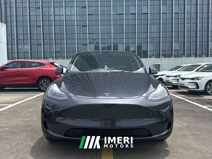 Tesla Model Y 2024 rear-wheel drive version - автомобиль из Китая