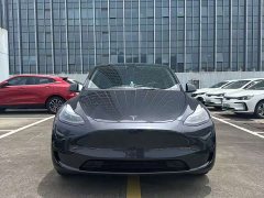 Tesla Model Y 2024 rear-wheel drive version - фото 1