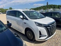 Denza D9 DM-i smart driving version 1020 four-wheel drive flagship - фото 3