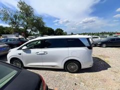 Denza D9 DM-i smart driving version 1020 four-wheel drive flagship - фото 5