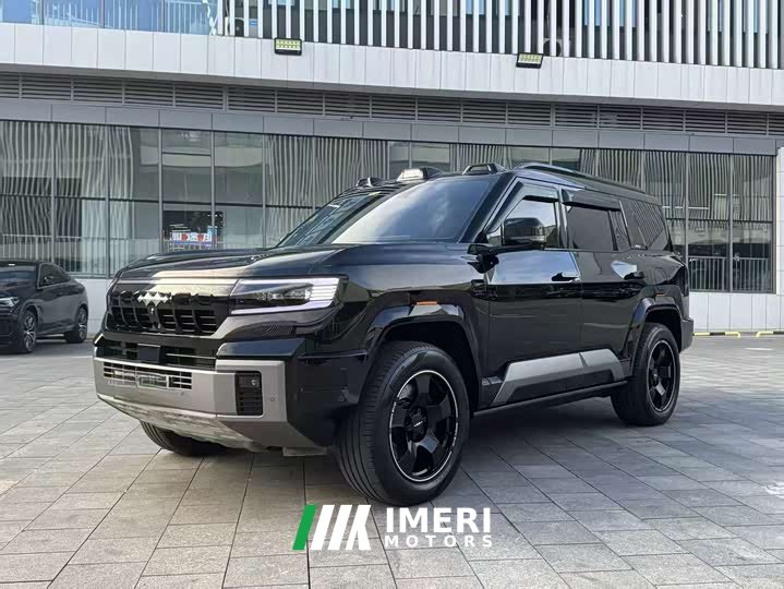 Fangchengbao Leopard 8 2025 Zhiyong flagship version 7 seats - автомобиль из Китая