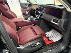 Hongqi E-HS9 690km flagship version six seats - фото 9