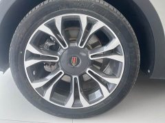 Hongqi HS5 2019 2.0T Zhilian Qixiang four-wheel drive version - фото 13